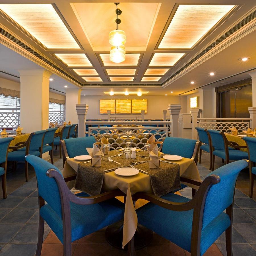 Hotel Crystal Palace Meerut Ngoại thất bức ảnh