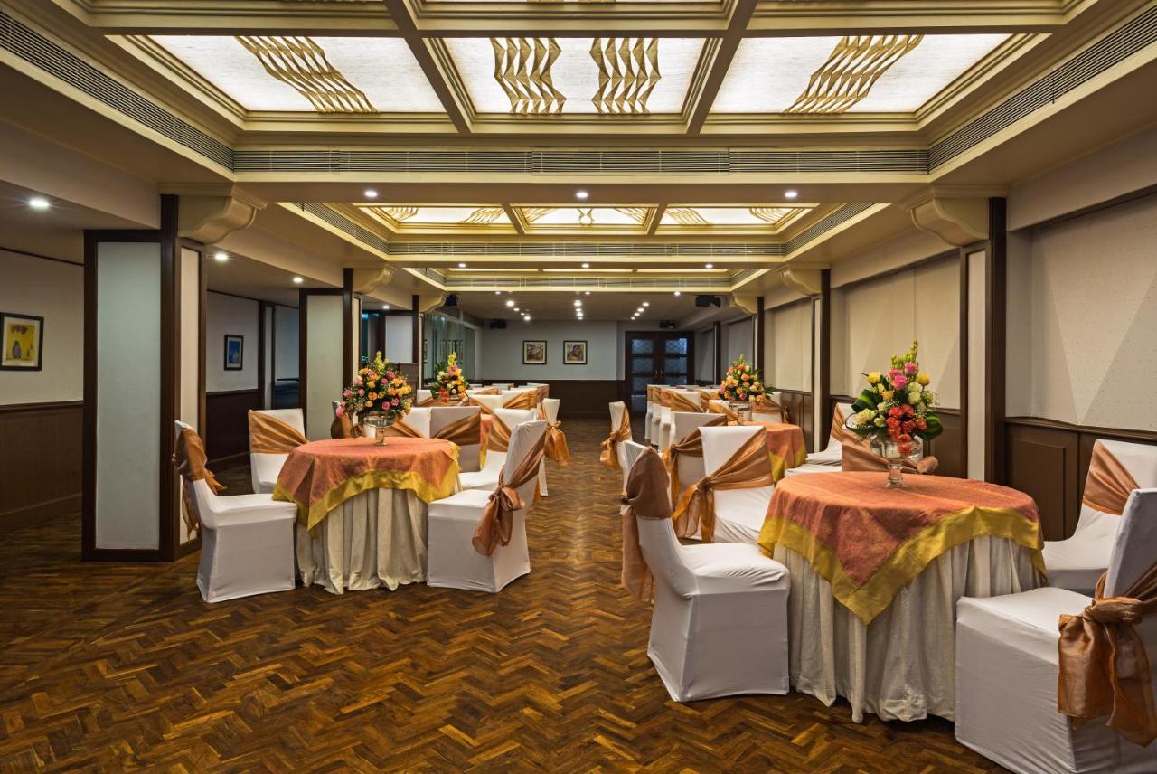 Hotel Crystal Palace Meerut Ngoại thất bức ảnh