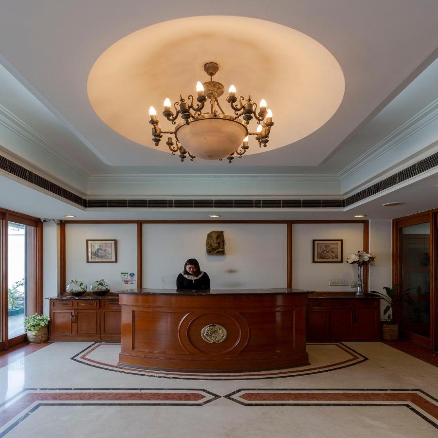 Hotel Crystal Palace Meerut Ngoại thất bức ảnh