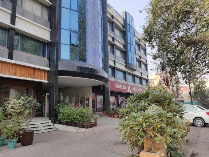 Hotel Crystal Palace Meerut Ngoại thất bức ảnh